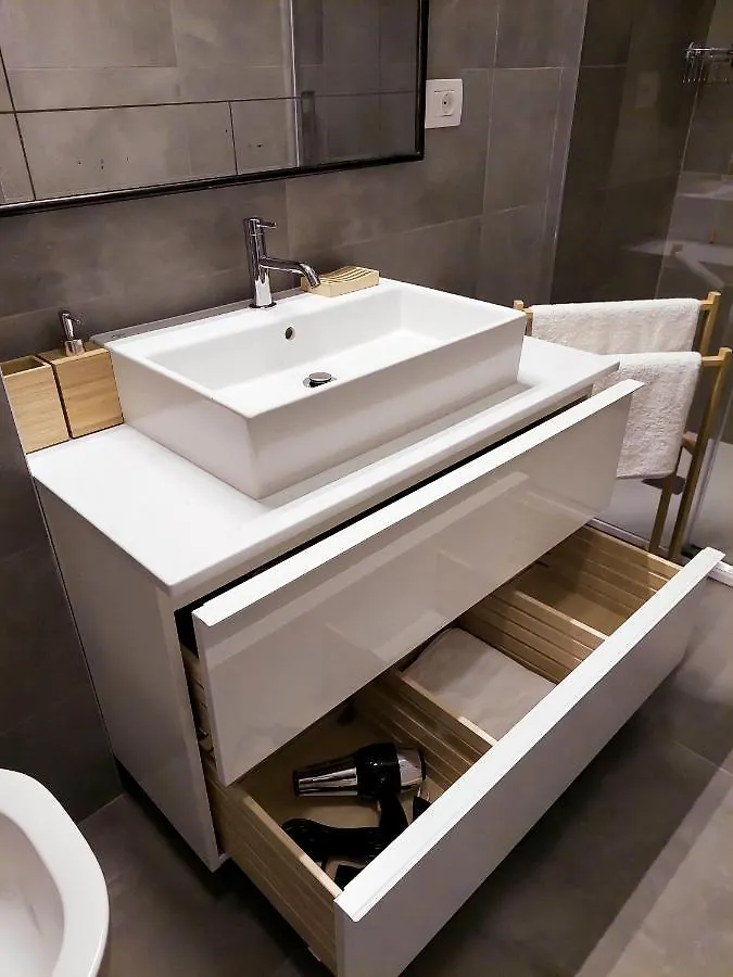 Little Nest Cenisio Monumentale Apartment Milan