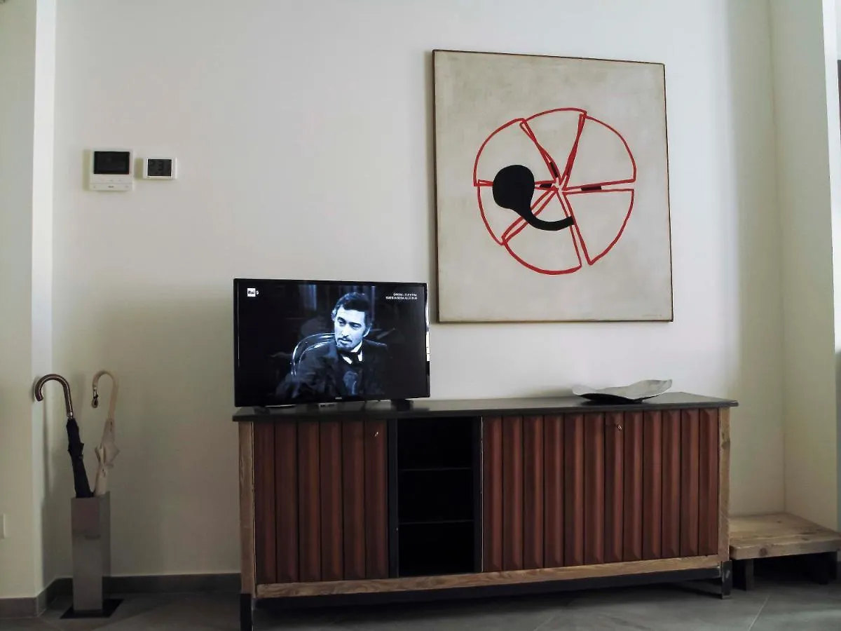 Little Nest Cenisio Monumentale Apartment Milan Italy