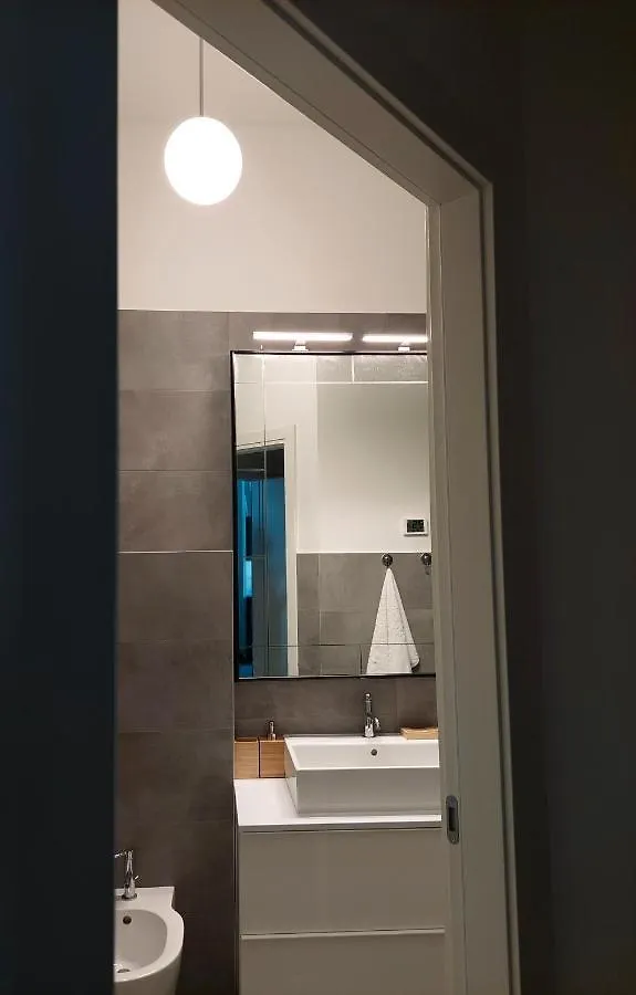 Little Nest Cenisio Monumentale Apartment Milan