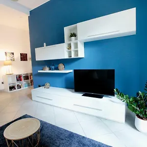 https://quater-apartments-milano.italymilanhotels.net